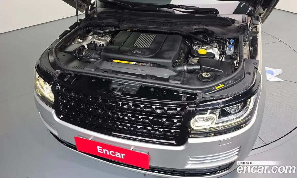 Land Rover Range Rover 2015 4.4 автомат (гидро), фото 6 Land Rover Range Rover 2015 4.4 автомат (гидро), фото 6