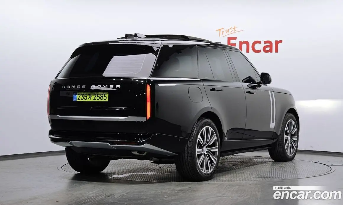 Land Rover Range Rover 2025 3.0 автомат (гидро), фото 2 Land Rover Range Rover 2025 3.0 автомат (гидро), фото 2