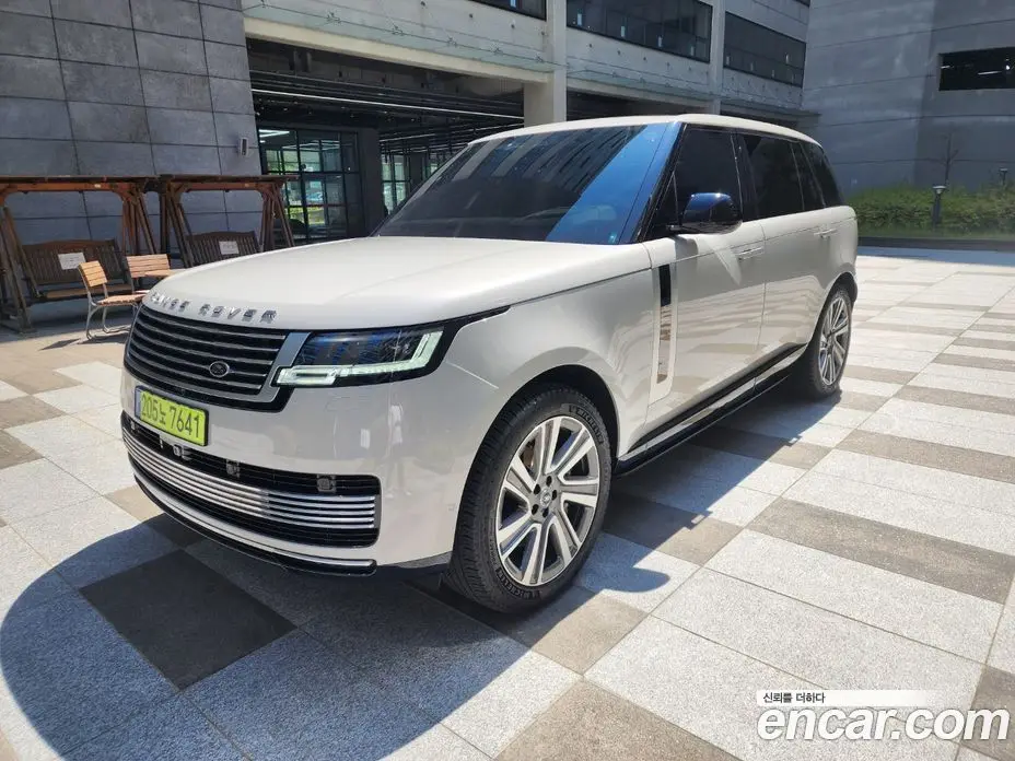Land Rover Range Rover 2025 4.4 автомат (гидро), фото 1 Land Rover Range Rover 2025 4.4 автомат (гидро), фото 1