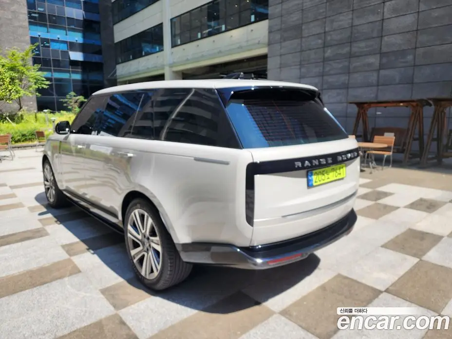 Land Rover Range Rover 2025 4.4 автомат (гидро), фото 11 Land Rover Range Rover 2025 4.4 автомат (гидро), фото 11