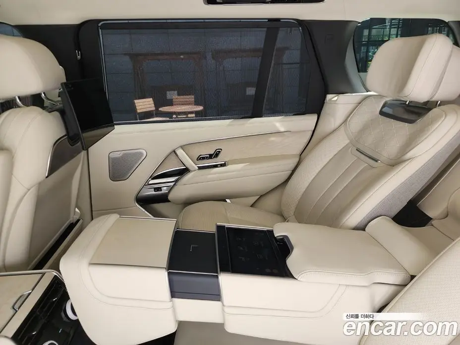 Land Rover Range Rover 2025 4.4 автомат (гидро), фото 10 Land Rover Range Rover 2025 4.4 автомат (гидро), фото 10
