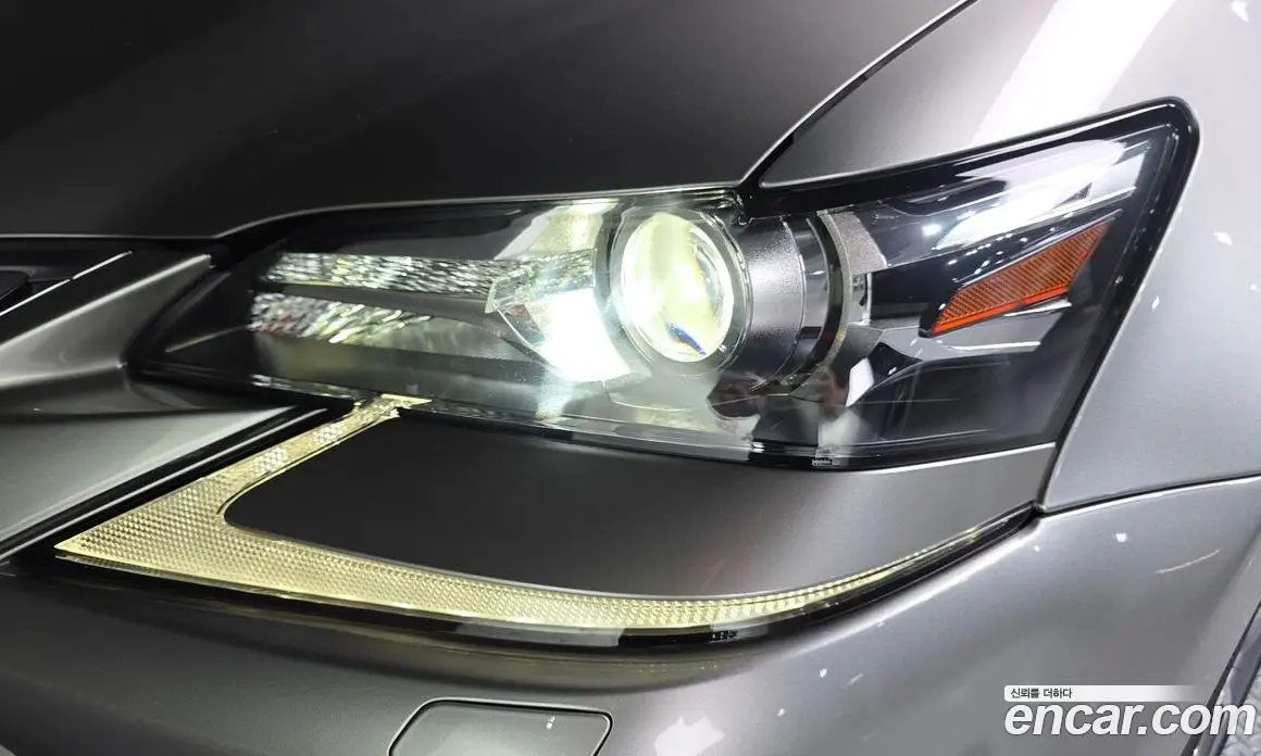 Lexus GS 2017 3.5 автомат (гидро), фото 8 Lexus GS 2017 3.5 автомат (гидро), фото 8