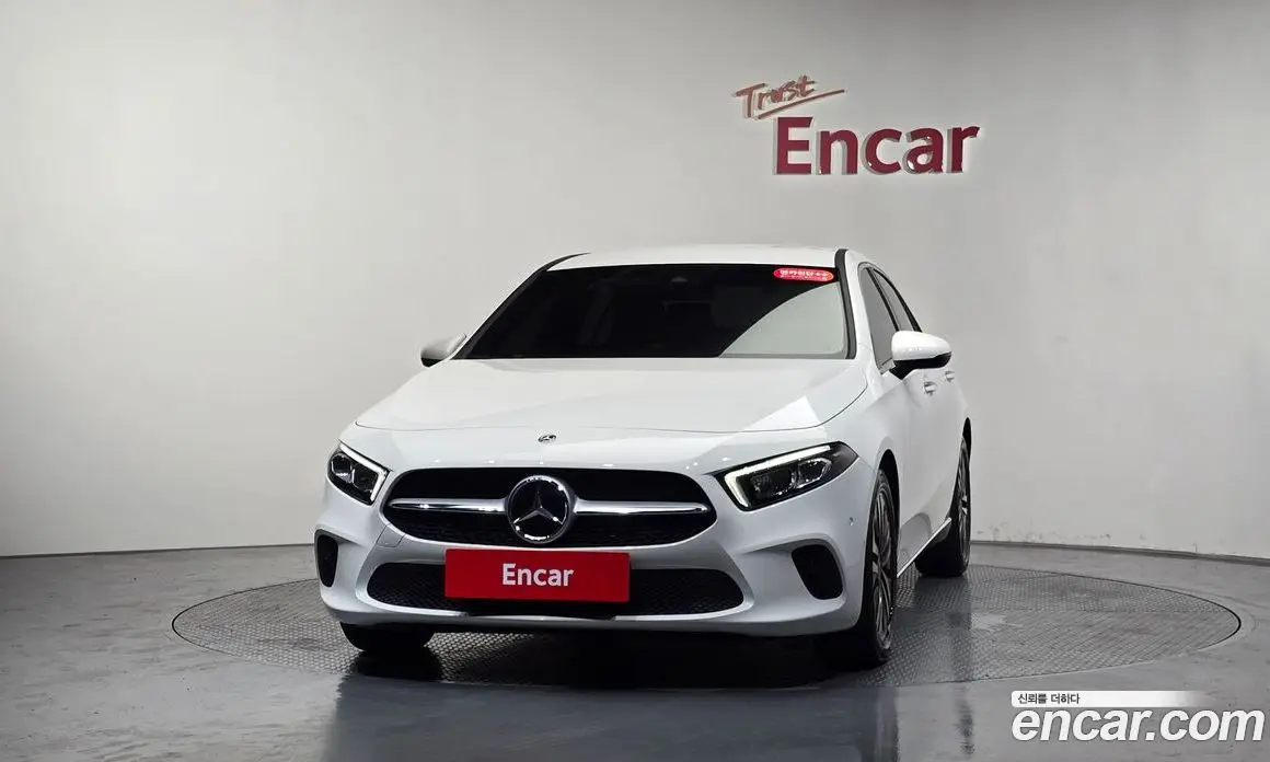 Mercedes-Benz A-Class 2022 2.0 автомат (гидро), фото 2 Mercedes-Benz A-Class 2022 2.0 автомат (гидро), фото 2