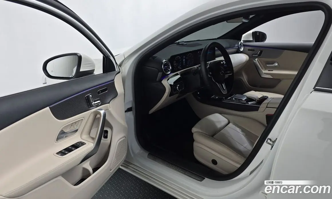Mercedes-Benz A-Class 2022 2.0 автомат (гидро), фото 12 Mercedes-Benz A-Class 2022 2.0 автомат (гидро), фото 12
