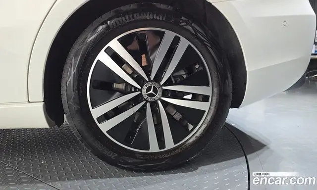Mercedes-Benz A-Class 2022 2.0 автомат (гидро), миниатюра 6 Mercedes-Benz A-Class 2022 2.0 автомат (гидро), миниатюра 6