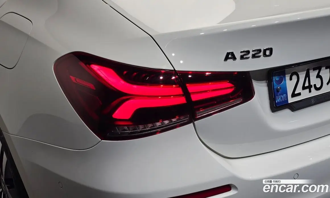 Mercedes-Benz A-Class 2022 2.0 автомат (гидро), фото 8 Mercedes-Benz A-Class 2022 2.0 автомат (гидро), фото 8