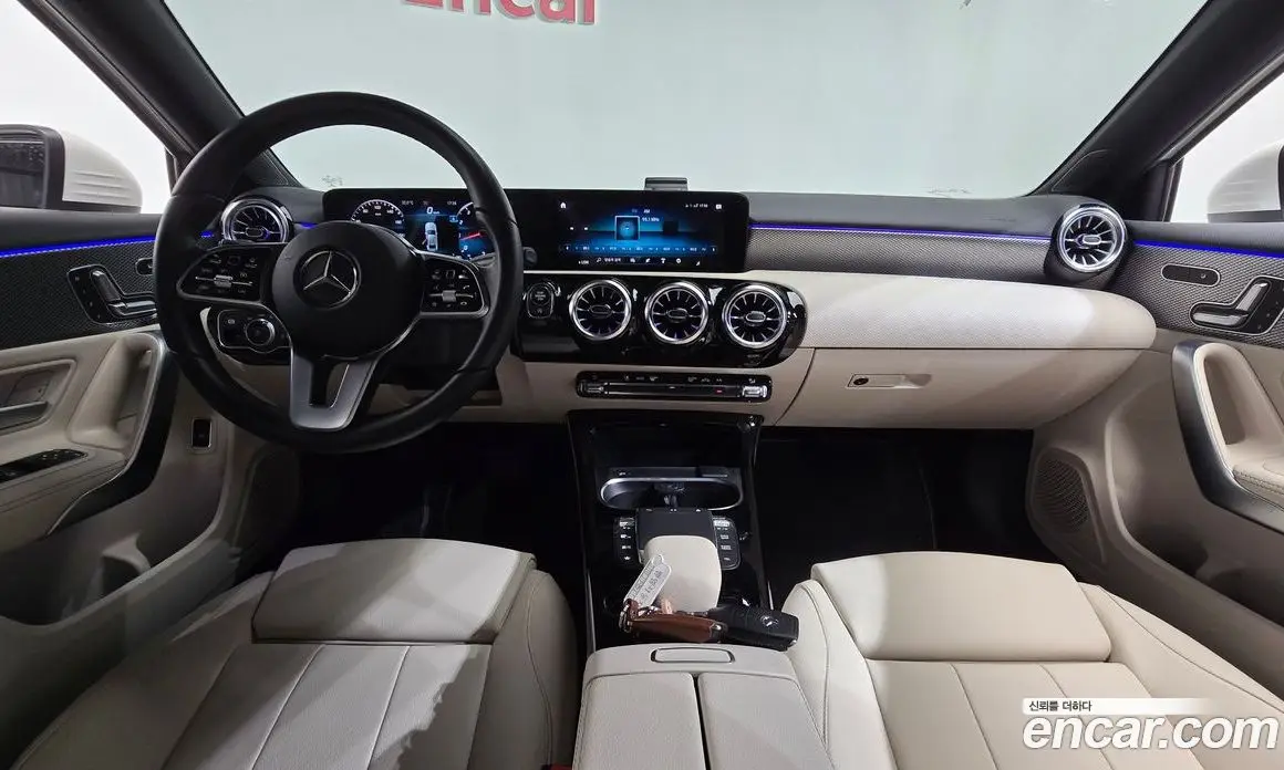 Mercedes-Benz A-Class 2022 2.0 автомат (гидро), фото 9 Mercedes-Benz A-Class 2022 2.0 автомат (гидро), фото 9
