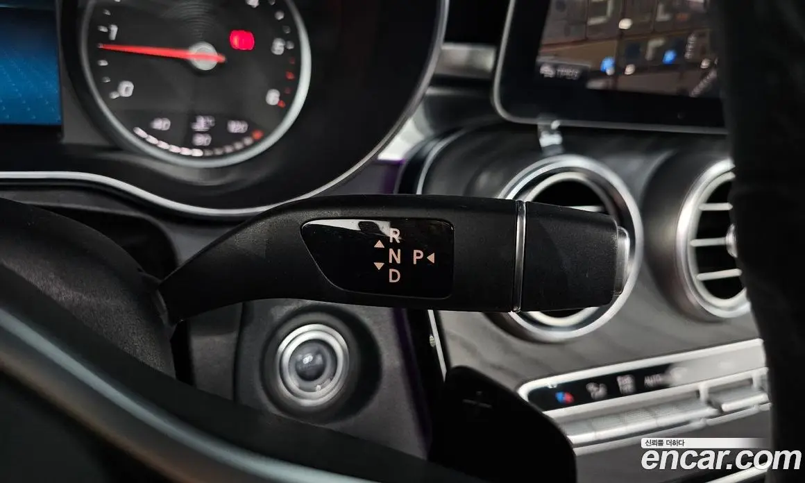 Mercedes-Benz C-Class 2019 1.9 автомат (гидро), фото 12