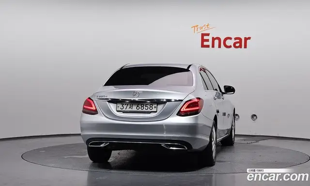 Mercedes-Benz C-Class 2019 1.9 автомат (гидро), миниатюра 4