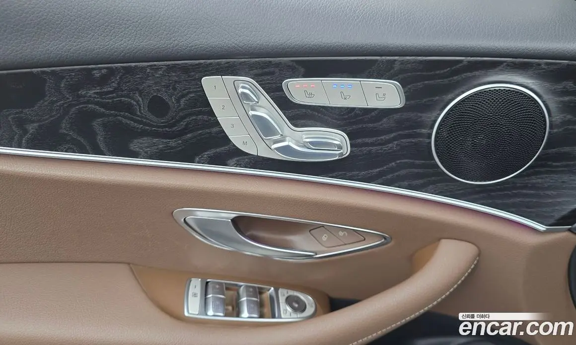 Mercedes-Benz E-Class 2017 2.0 автомат (гидро), фото 28 Mercedes-Benz E-Class 2017 2.0 автомат (гидро), фото 28