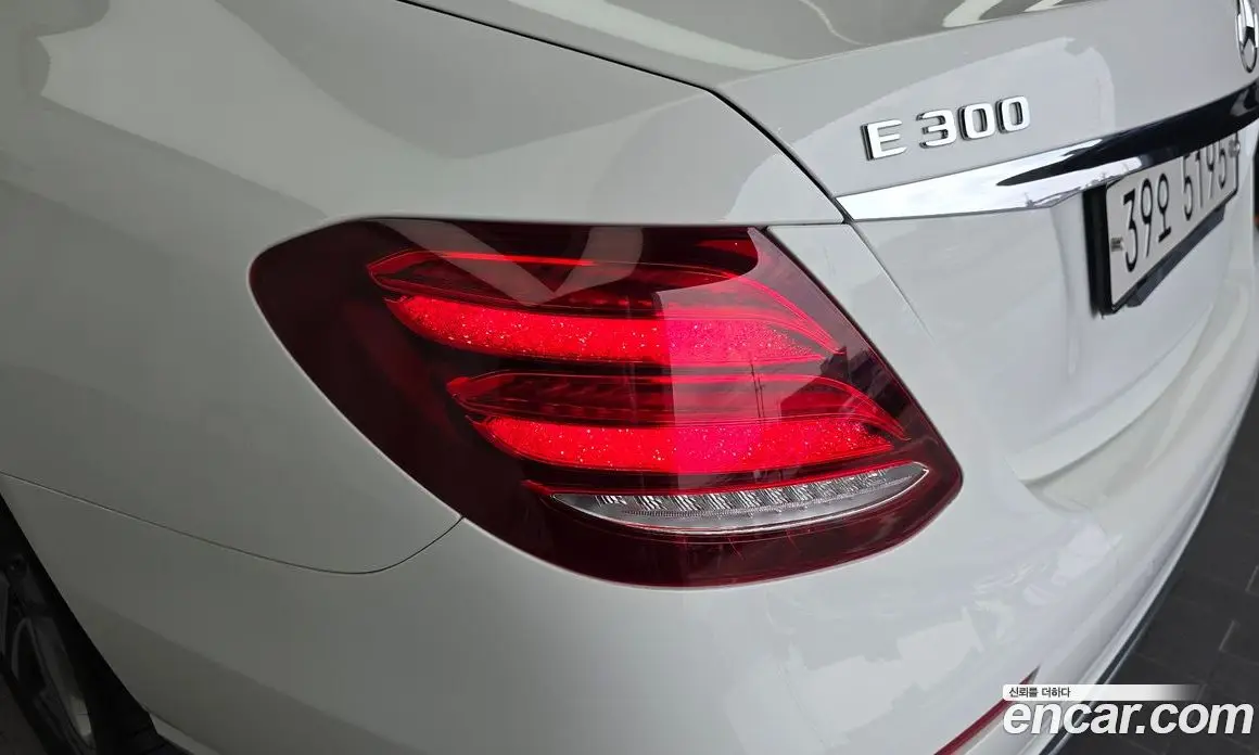 Mercedes-Benz E-Class 2017 2.0 автомат (гидро), фото 9 Mercedes-Benz E-Class 2017 2.0 автомат (гидро), фото 9