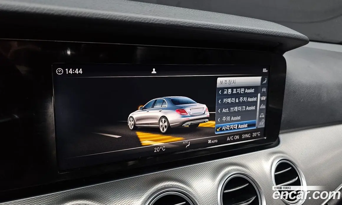 Mercedes-Benz E-Class 2018 2.0 автомат (гидро), фото 15
