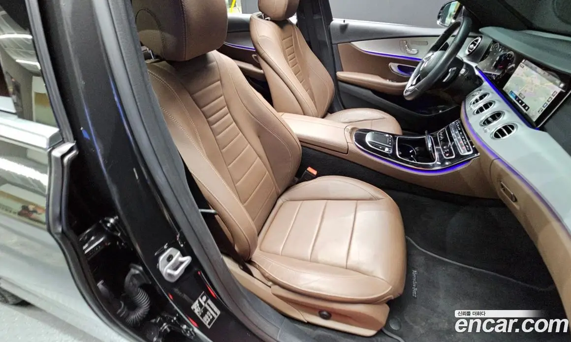 Mercedes-Benz E-Class 2021 2.0 автомат (гидро), фото 27