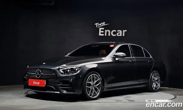 Mercedes-Benz E-Class, 2021, 65 129 км