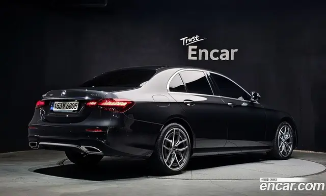 Mercedes-Benz E-Class 2021 1.9 автомат (гидро), миниатюра 2