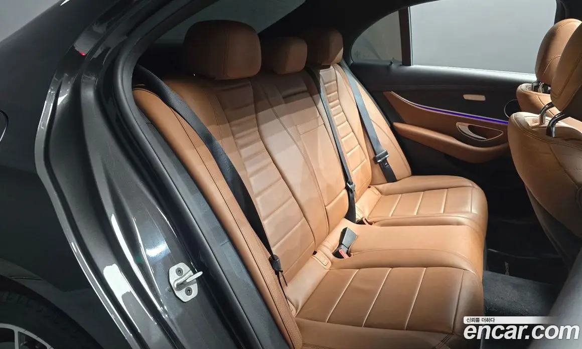 Mercedes-Benz E-Class 2021 1.9 автомат (гидро), фото 17