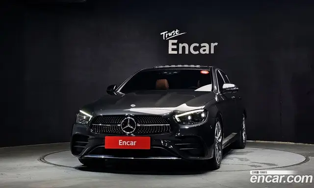 Mercedes-Benz E-Class 2021 1.9 автомат (гидро), миниатюра 3