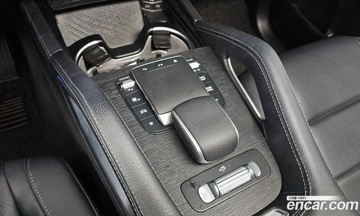 Mercedes-Benz GLE-Class 2024 2.0 автомат (гидро), фото 30 Mercedes-Benz GLE-Class 2024 2.0 автомат (гидро), фото 30