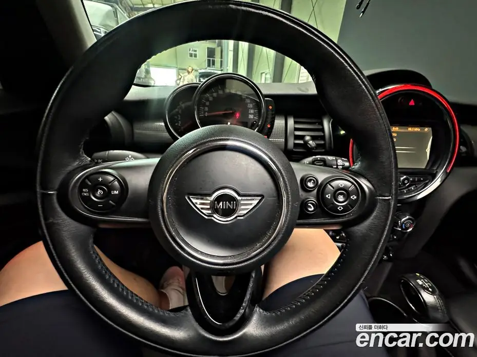 Mini Cooper 2016 1.5 автомат (гидро), фото 13