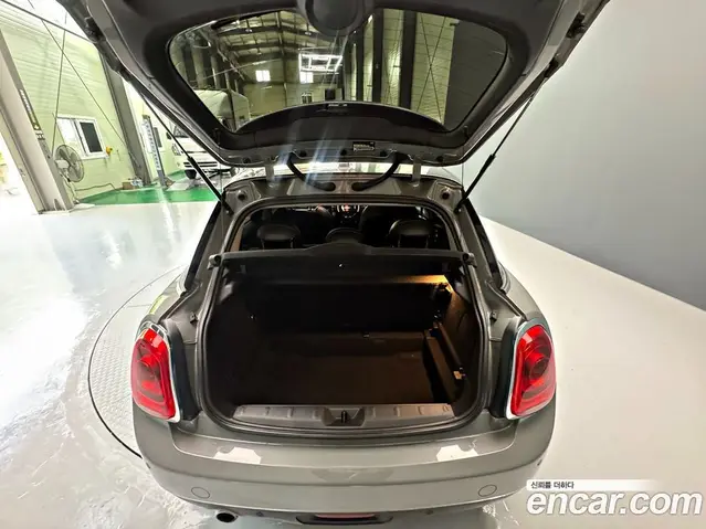 Mini Cooper 2016 1.5 автомат (гидро), миниатюра 6