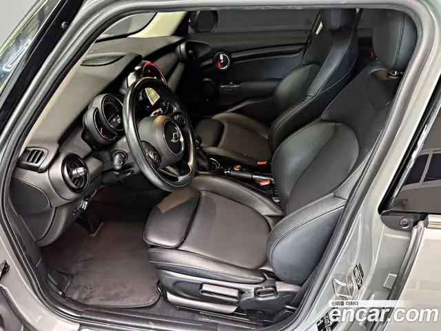 Mini Cooper 2016 1.5 автомат (гидро), миниатюра 10