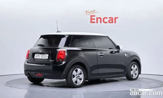 Mini Cooper 2018 1.5 автомат (гидро), миниатюра 2 Mini Cooper 2018 1.5 автомат (гидро), миниатюра 2