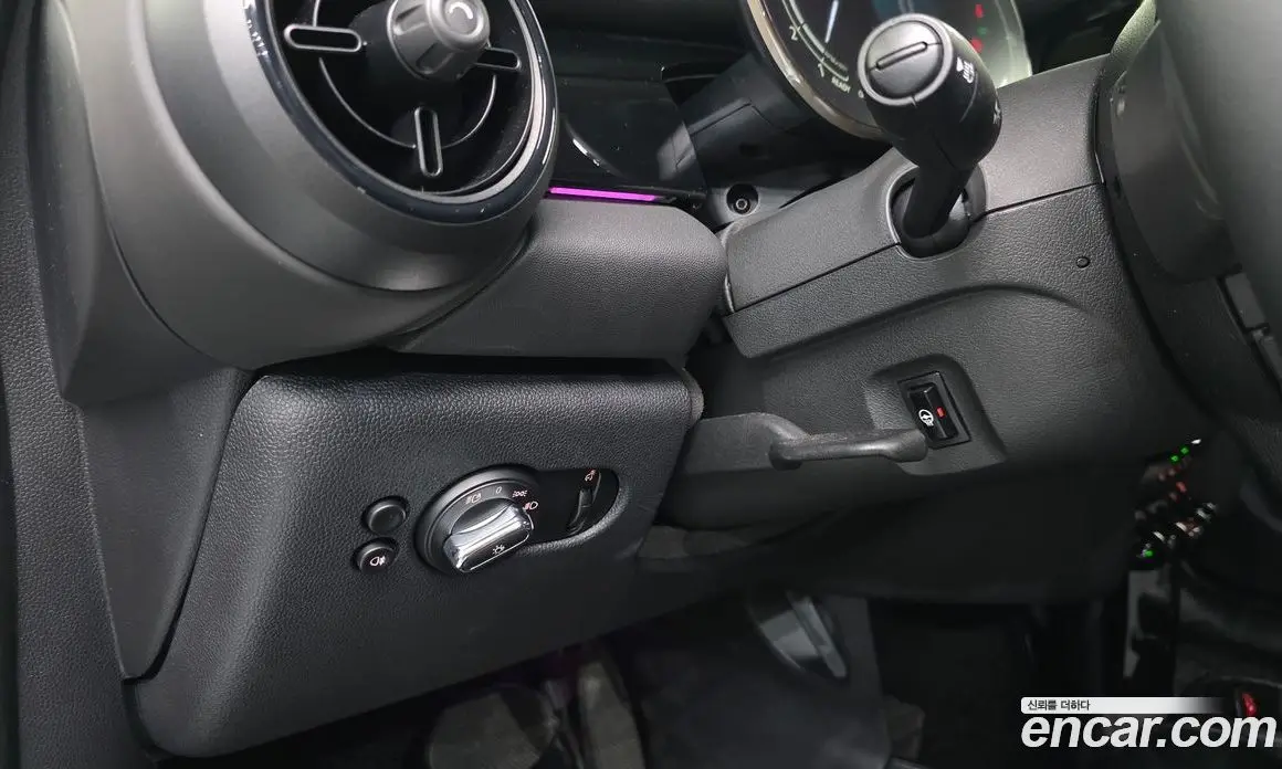 Mini Cooper 2023 1.5 автомат (гидро), фото 18