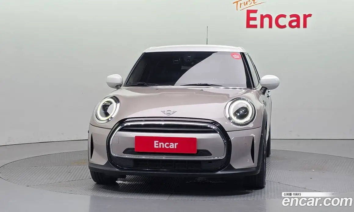 Mini Cooper 2023 1.5 автомат (гидро), фото 3