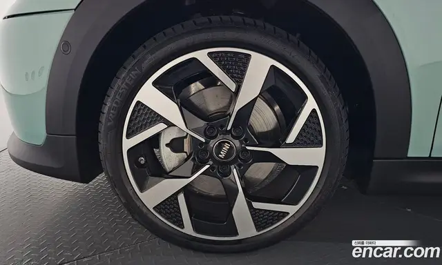 Mini Cooper 2026 2.0 автомат (гидро), миниатюра 5