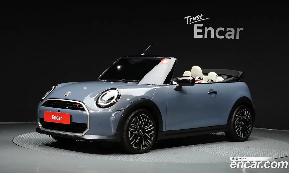 Mini Cooper Convertible 2025 2.0 автомат (гидро), фото 1 Mini Cooper Convertible 2025 2.0 автомат (гидро), фото 1