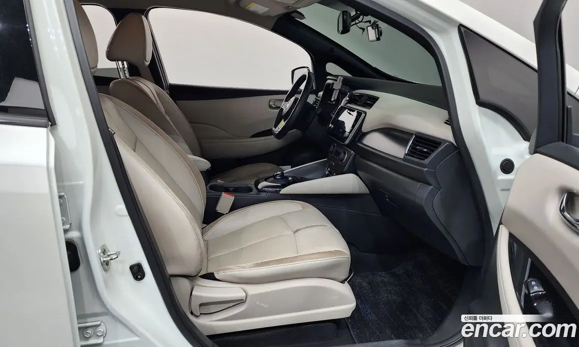 Nissan Leaf 2019 0.1 автомат (гидро), фото 11 Nissan Leaf 2019 0.1 автомат (гидро), фото 11