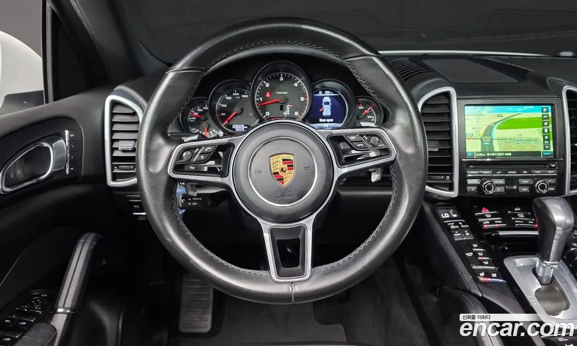 Porsche Cayenne 2016 3.0 автомат (гидро), фото 14 Porsche Cayenne 2016 3.0 автомат (гидро), фото 14