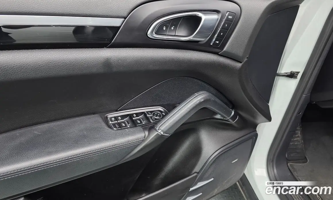 Porsche Cayenne 2016 3.0 автомат (гидро), фото 20 Porsche Cayenne 2016 3.0 автомат (гидро), фото 20