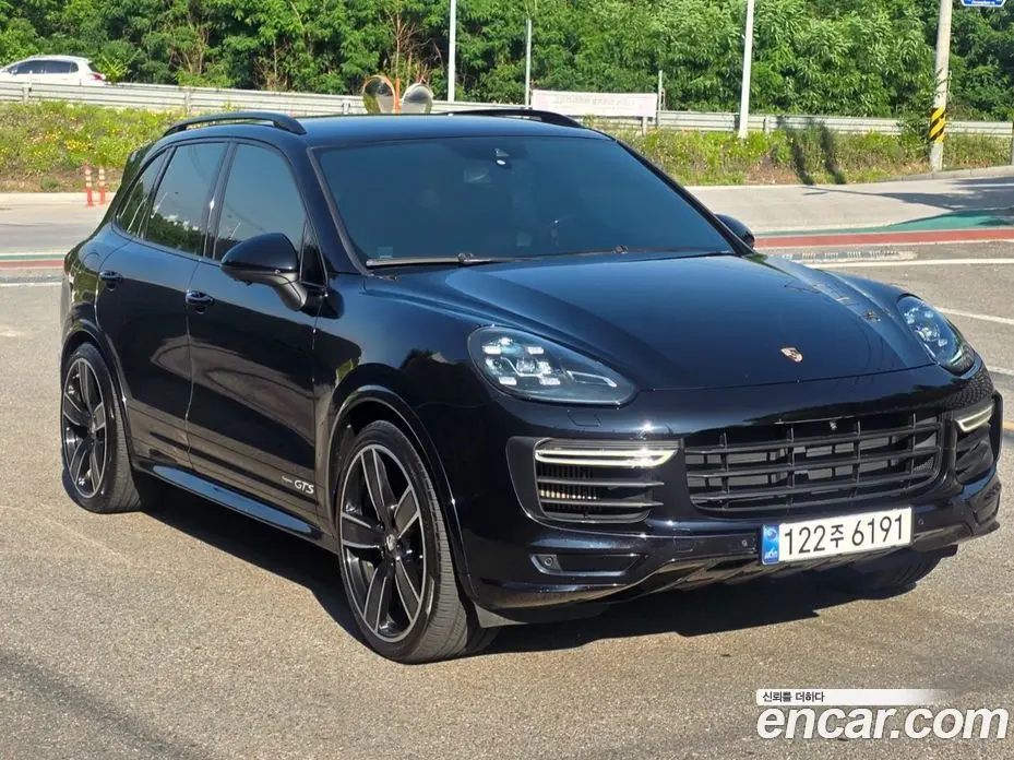 Porsche Cayenne 2016 3.6 автомат (гидро), фото 14 Porsche Cayenne 2016 3.6 автомат (гидро), фото 14