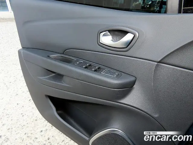 Renault (Samsung) QM3 2019 1.5 автомат (гидро), миниатюра 12