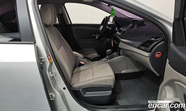 Renault (Samsung) SM3 2011 1.6 автомат (гидро), миниатюра 11 Renault (Samsung) SM3 2011 1.6 автомат (гидро), миниатюра 11