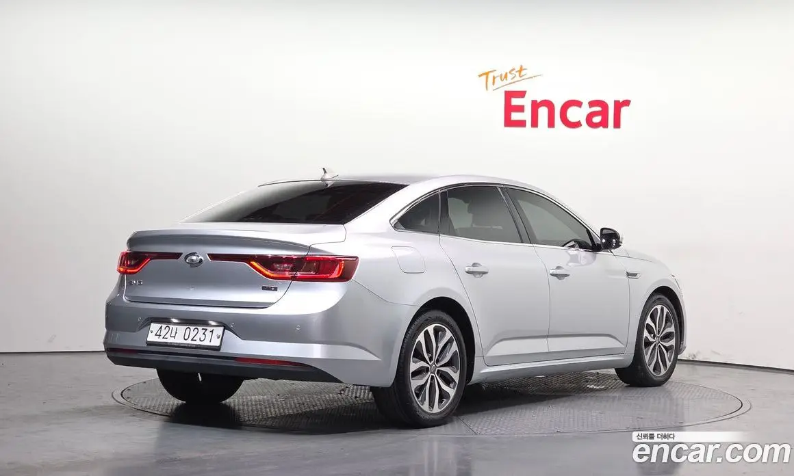 Renault (Samsung) SM6 2016 2.0 автомат (гидро), фото 2 Renault (Samsung) SM6 2016 2.0 автомат (гидро), фото 2