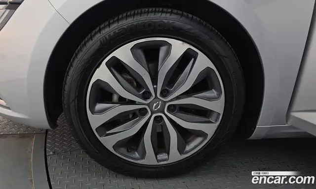 Renault (Samsung) SM6 2016 2.0 автомат (гидро), миниатюра 5 Renault (Samsung) SM6 2016 2.0 автомат (гидро), миниатюра 5