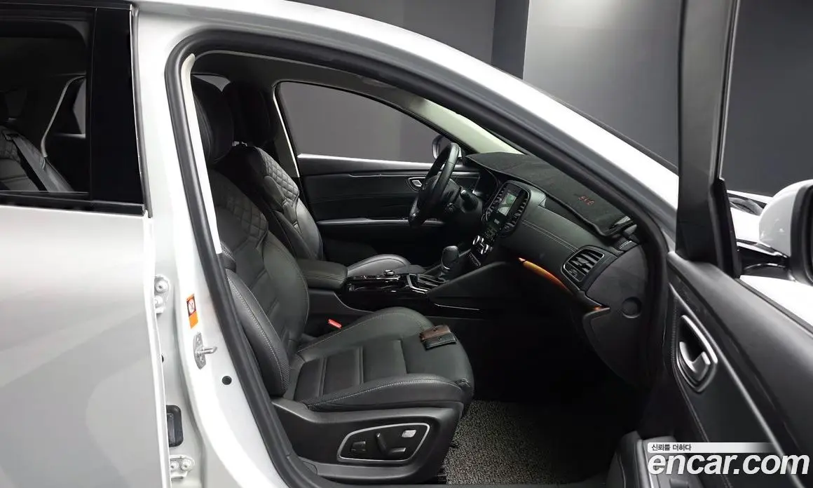 Renault (Samsung) SM6 2018 2.0 автомат (гидро), фото 16 Renault (Samsung) SM6 2018 2.0 автомат (гидро), фото 16