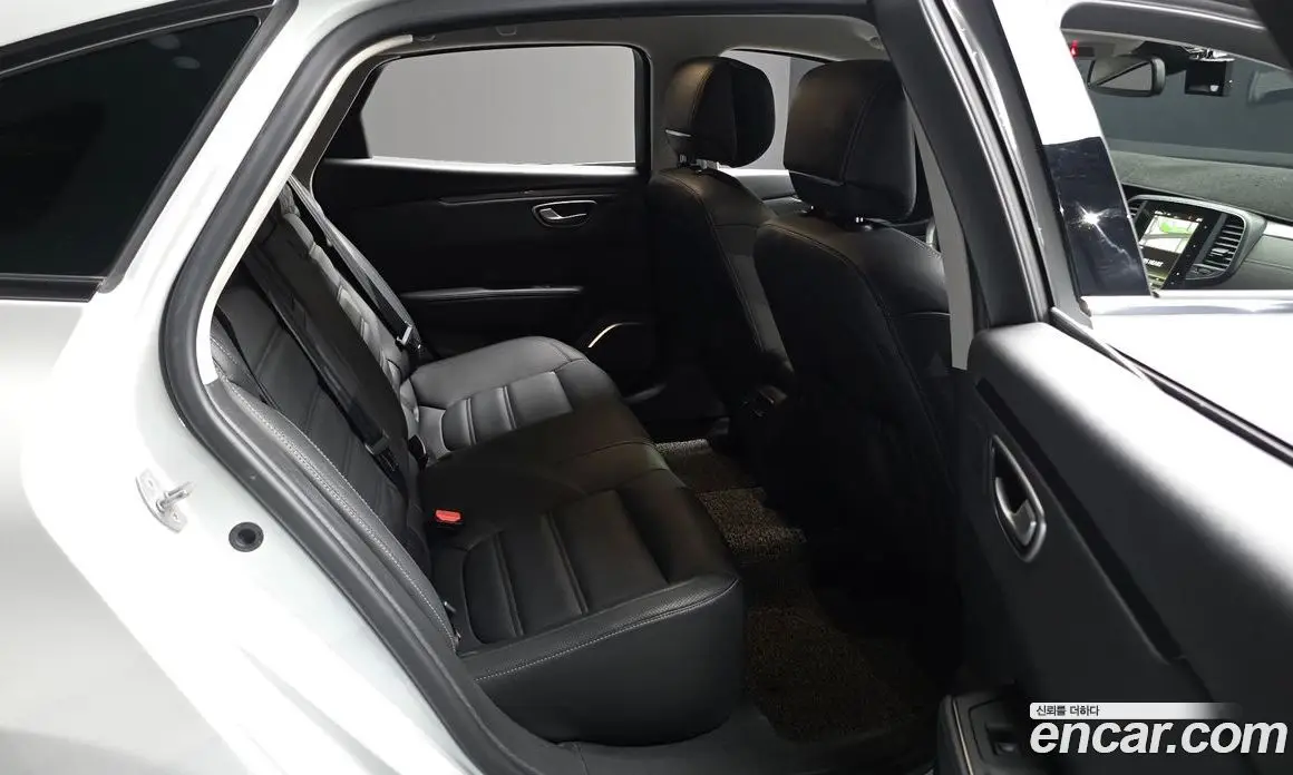 Renault (Samsung) SM6 2018 2.0 автомат (гидро), фото 17 Renault (Samsung) SM6 2018 2.0 автомат (гидро), фото 17