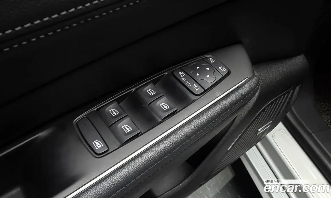 Renault (Samsung) SM6 2018 2.0 автомат (гидро), фото 28 Renault (Samsung) SM6 2018 2.0 автомат (гидро), фото 28