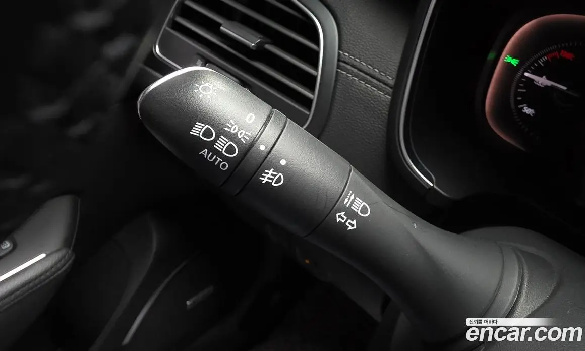 Renault (Samsung) SM6 2018 2.0 автомат (гидро), фото 30 Renault (Samsung) SM6 2018 2.0 автомат (гидро), фото 30