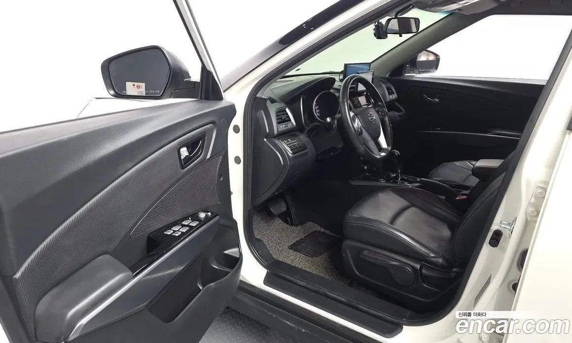 SsangYong TIBOLI 2017 1.6 автомат (гидро), фото 13