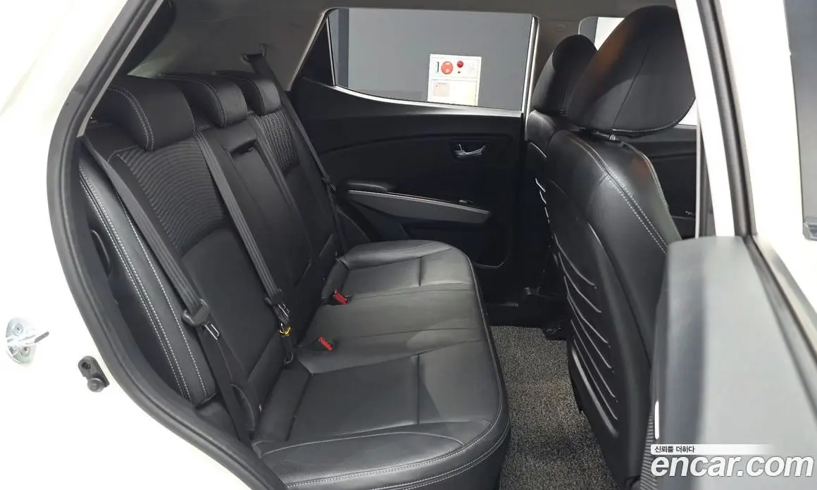 SsangYong TIBOLI 2017 1.6 автомат (гидро), фото 18