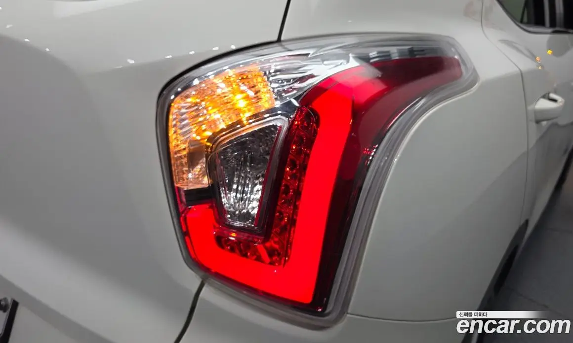 SsangYong TIBOLI 2017 1.6 автомат (гидро), фото 9