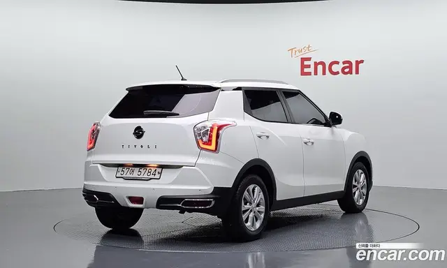SsangYong TIBOLI 2018 1.6 автомат (гидро), миниатюра 2