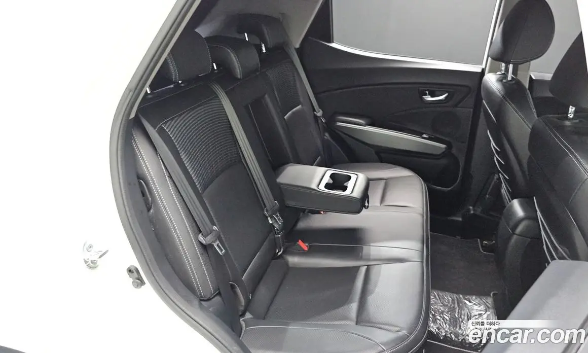 SsangYong TIBOLI 2018 1.6 автомат (гидро), фото 17