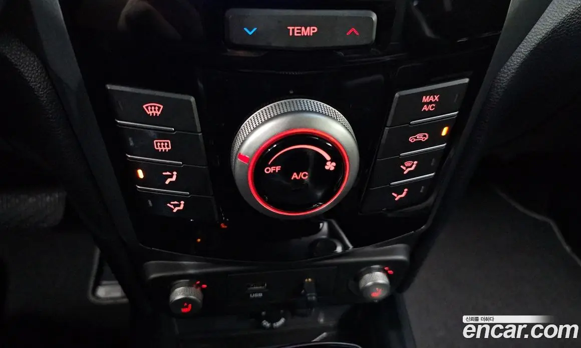 SsangYong TIBOLI 2018 1.6 автомат (гидро), фото 23