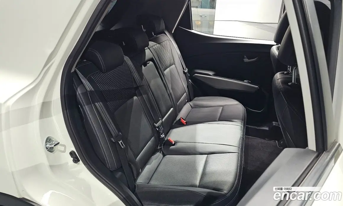 SsangYong TIBOLI 2019 1.6 автомат (гидро), фото 11