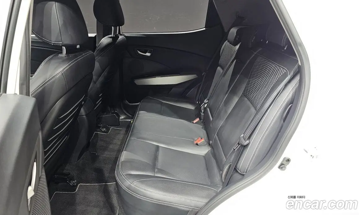 SsangYong TIBOLI 2019 1.6 автомат (гидро), фото 18